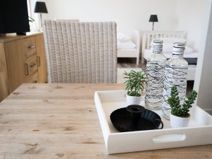 Großes Zimmer in Steffis kleiner Pension Bad Bramstedt