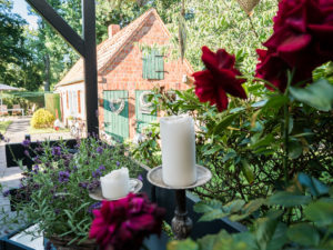 Terrasse und Garten in Steffis kleine Pension