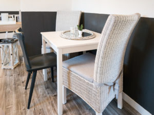 Großes Zimmer in Steffis kleiner Pension Bad Bramstedt