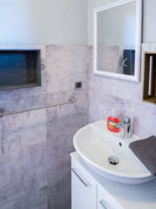 Duschbad in Steffis kleiner Pension